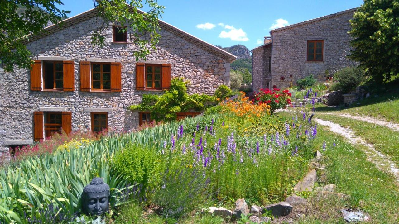 Entre Terre Et Ciel Bed & Breakfast Remuzat ภายนอก รูปภาพ